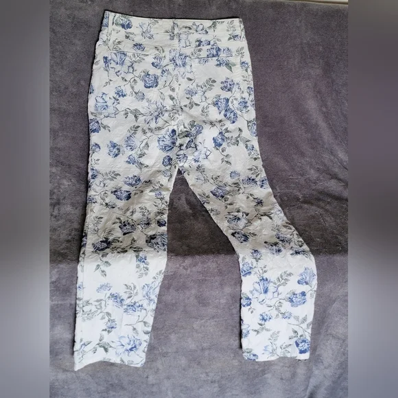 RARE Women's Charter Club White Floral Lexington Straight Pants Sz 12 LIKE NEW - Picture 4 of 15